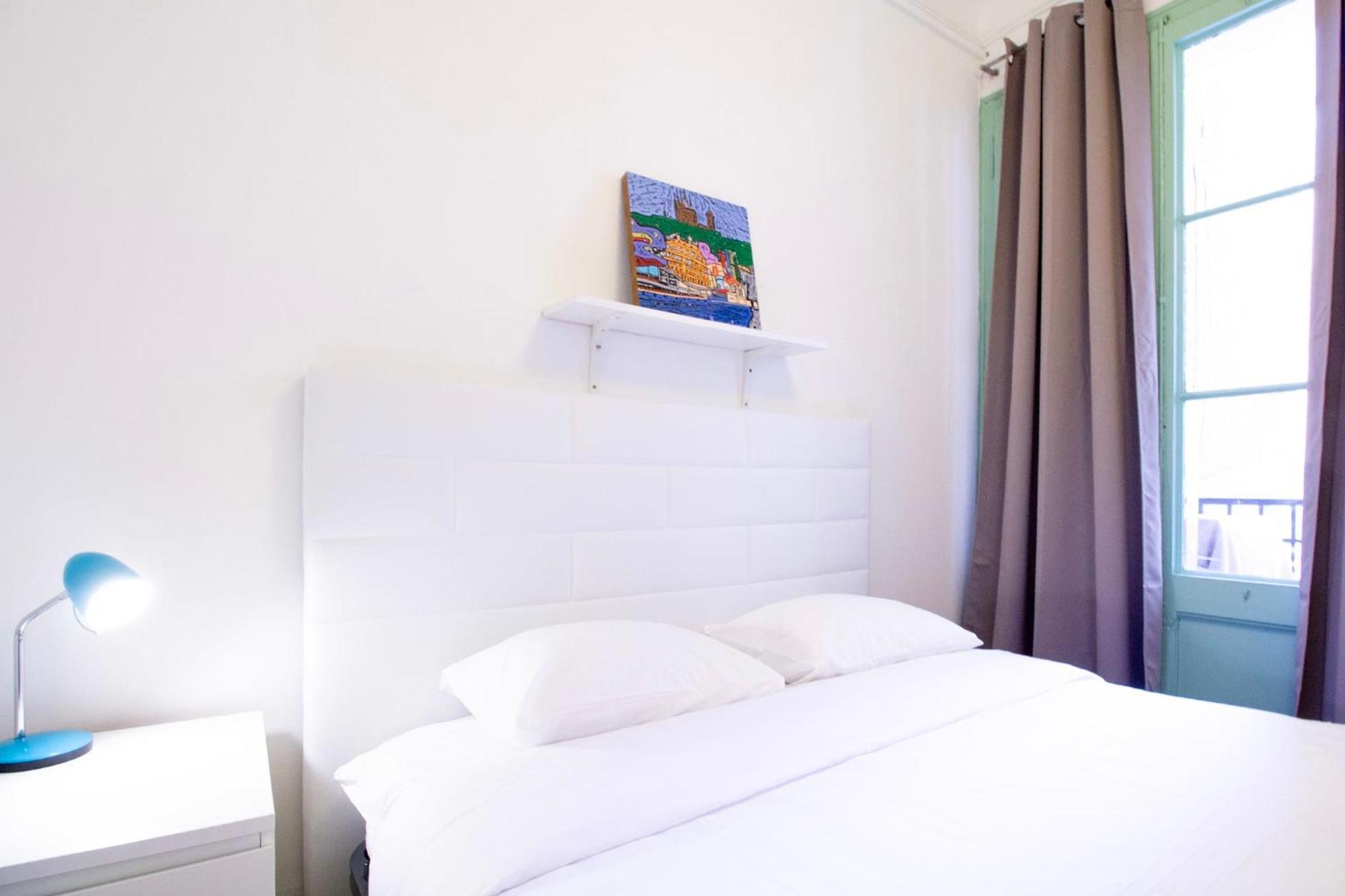 Marina Sagrada Familia Apartment Barcelona